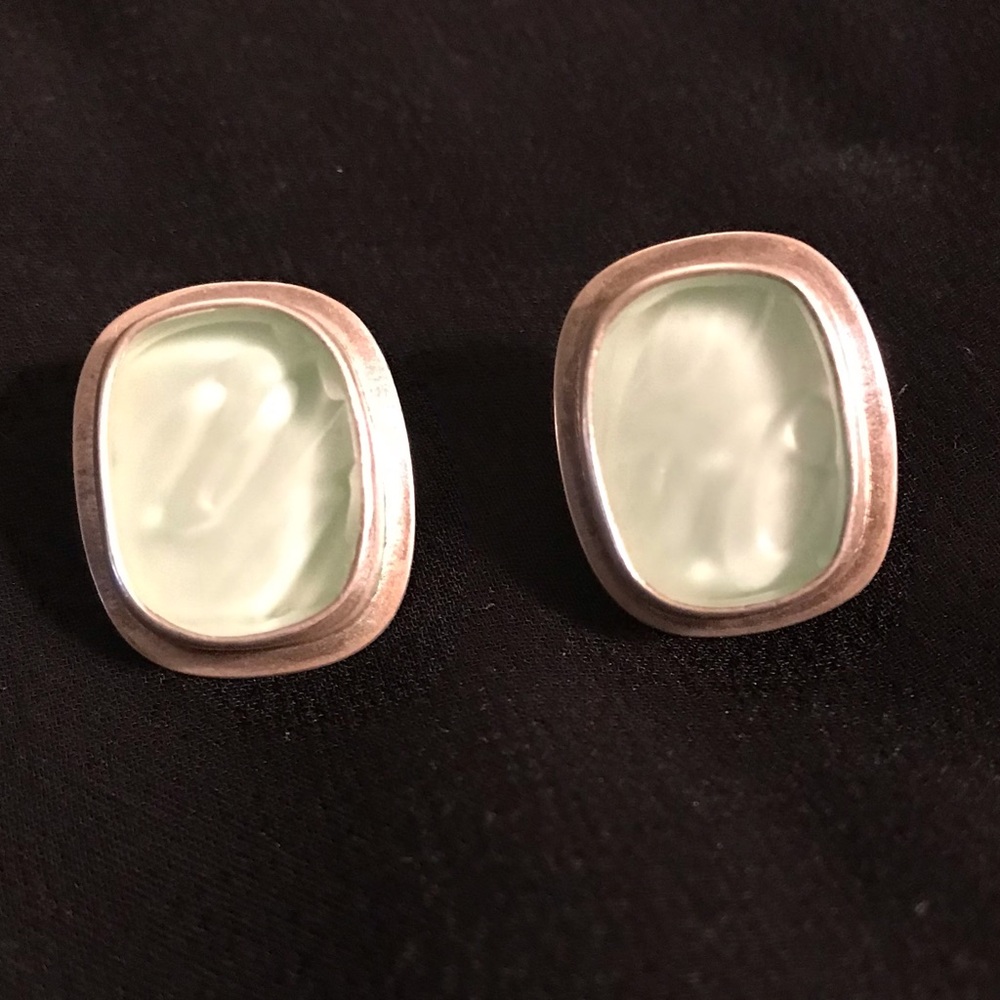 Amy Faust Light green beach glass earrings set in silver - Picture 2 of 3